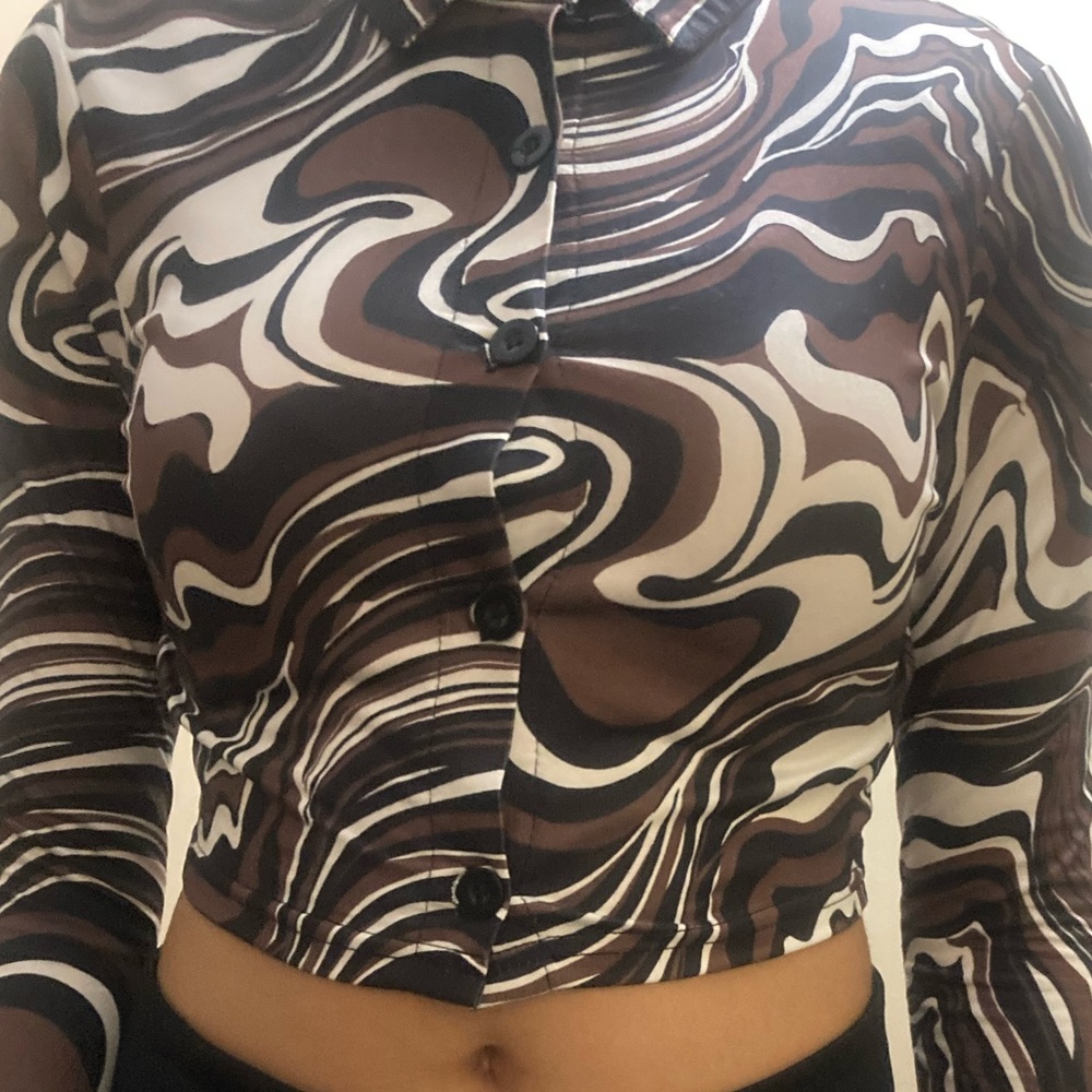 Button down top - Picture 1 of 3